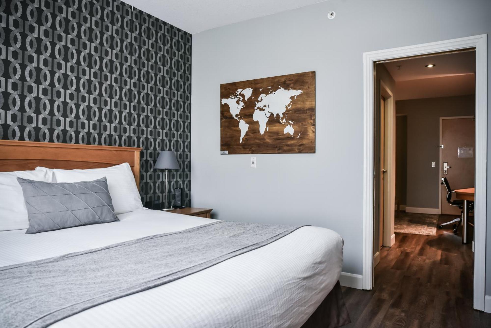 Cambridge Hotel And Conference Centre Ngoại thất bức ảnh